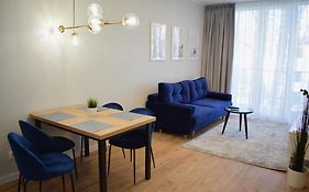 Apartos Seaside Apartments